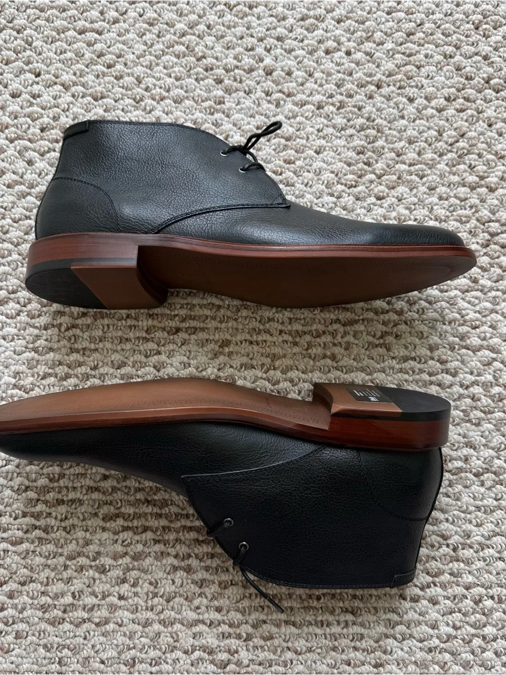 New Banana Republic Leather Chukka Boots